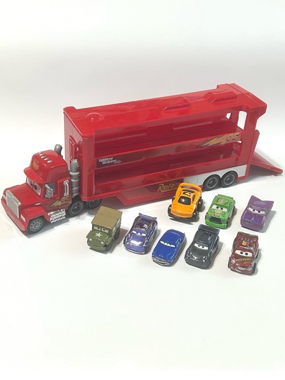 Custom Cars Bundle:Carrier, 7 Mini Cars & Raceway/Case - Picture 2 of 5